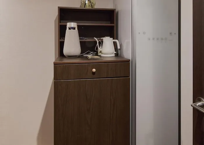 Whalero Gimpo Airport Guest house
