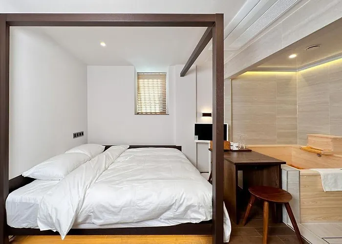 Whalero Gimpo Airport Guest house Seoul