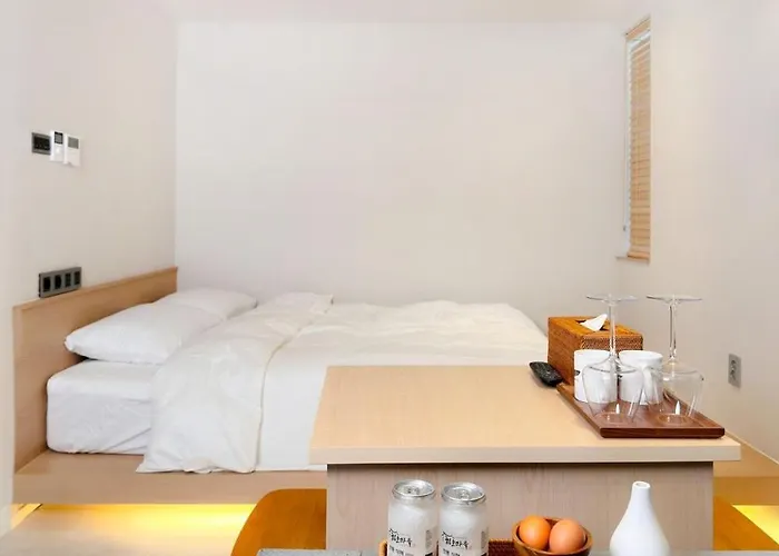 Guest house Whalero Gimpo Airport